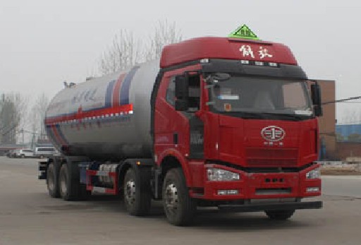 解放J6前四后八液化氣體運(yùn)輸車圖片 解放J6前四后八液化氣體運(yùn)輸車圖片