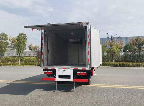 國六東風藍牌醫(yī)療廢物轉(zhuǎn)運車圖片 國六東風藍牌醫(yī)療廢物轉(zhuǎn)運車圖片